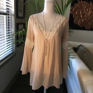 Women’s shirt